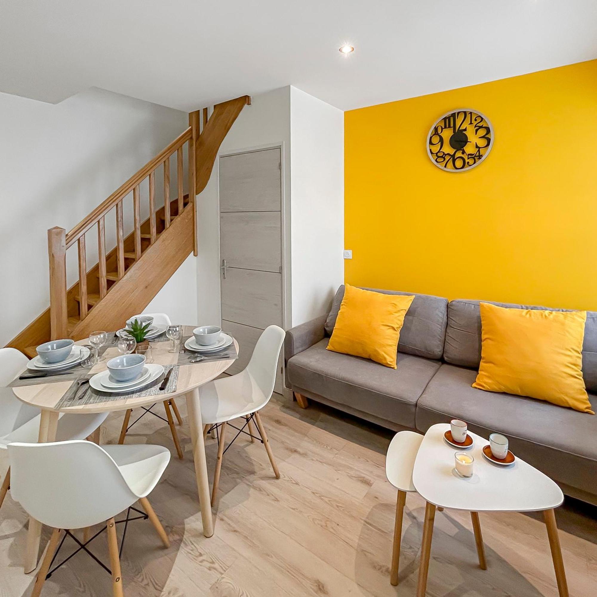L'Atypique Hyper Centre Wifi Et Netflix Gratuit Apartment Mayenne Exterior photo